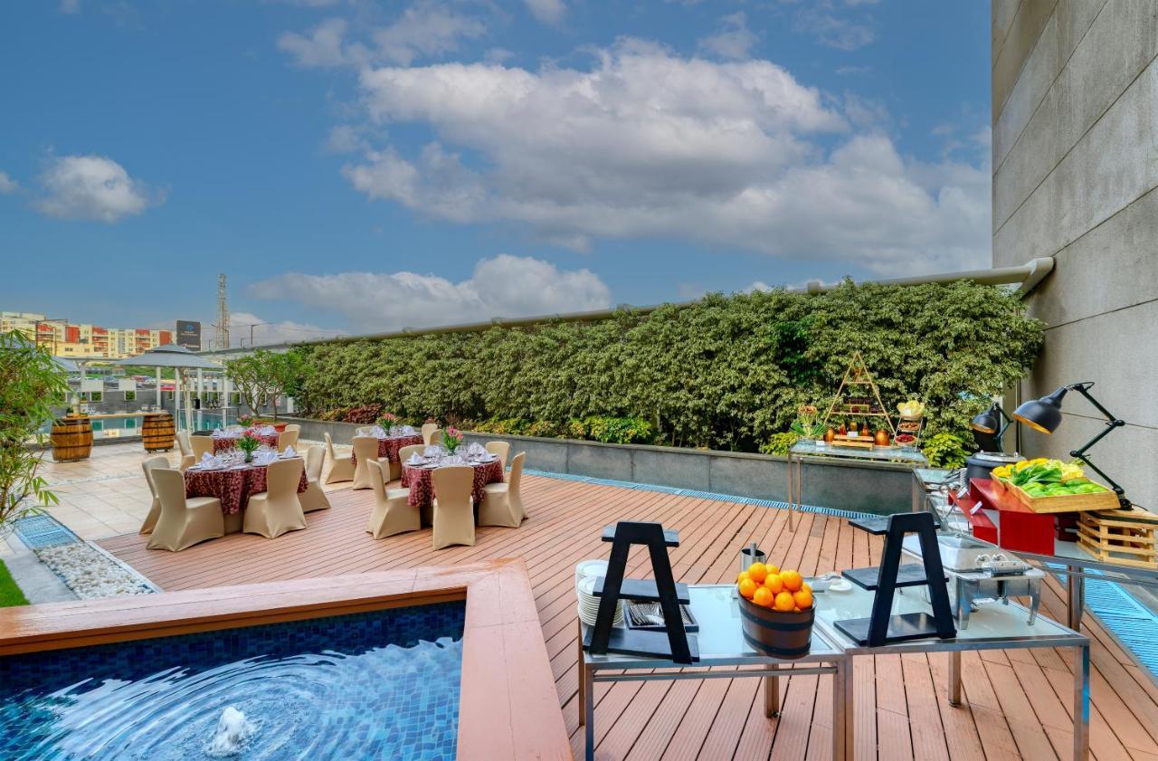 Novotel Bengaluru Outer Ring Road מראה חיצוני תמונה