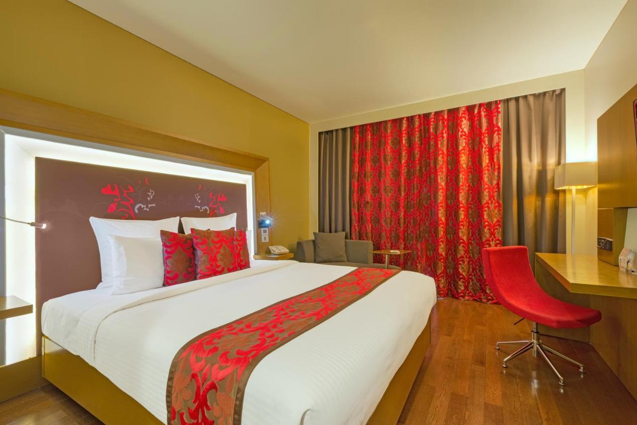 Novotel Bengaluru Outer Ring Road מראה חיצוני תמונה