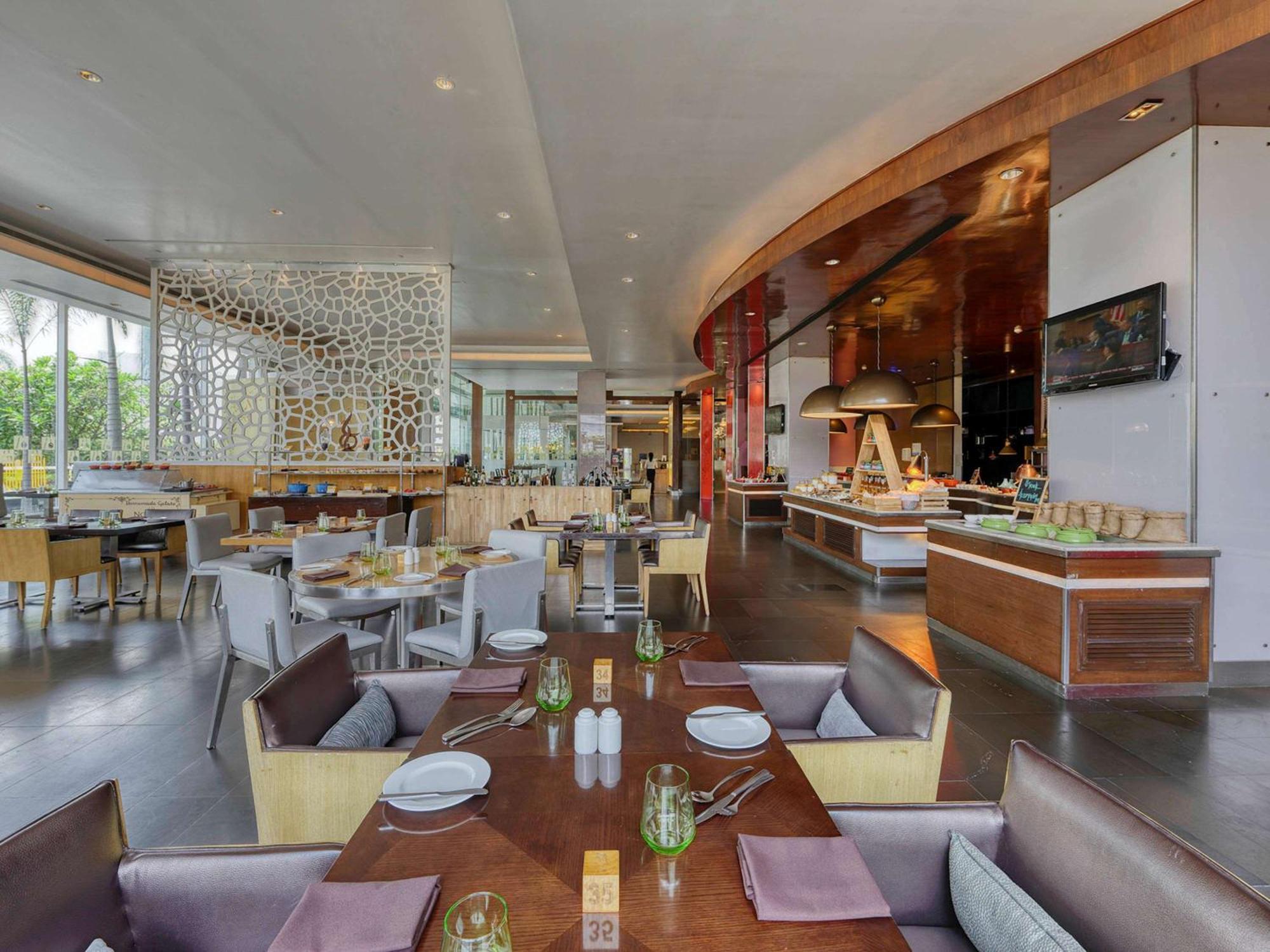 Novotel Bengaluru Outer Ring Road מראה חיצוני תמונה