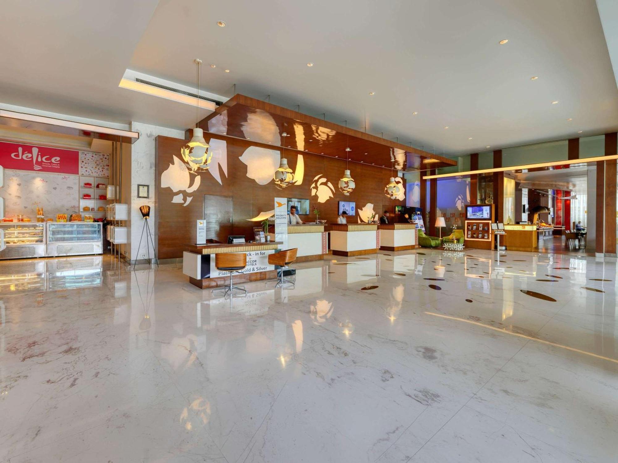 Novotel Bengaluru Outer Ring Road מראה חיצוני תמונה